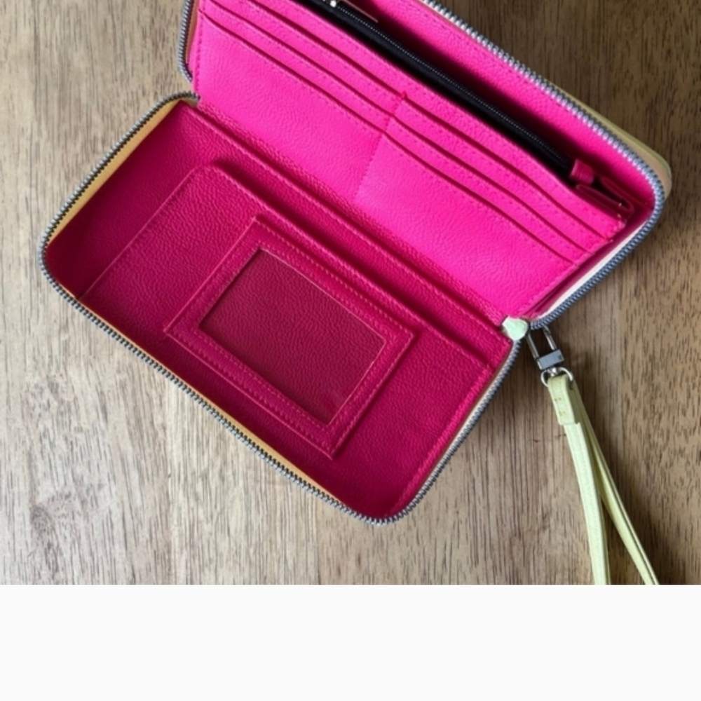 Betsey Johnson Yellow Wristlet Clutch - Picture 2 of 5
